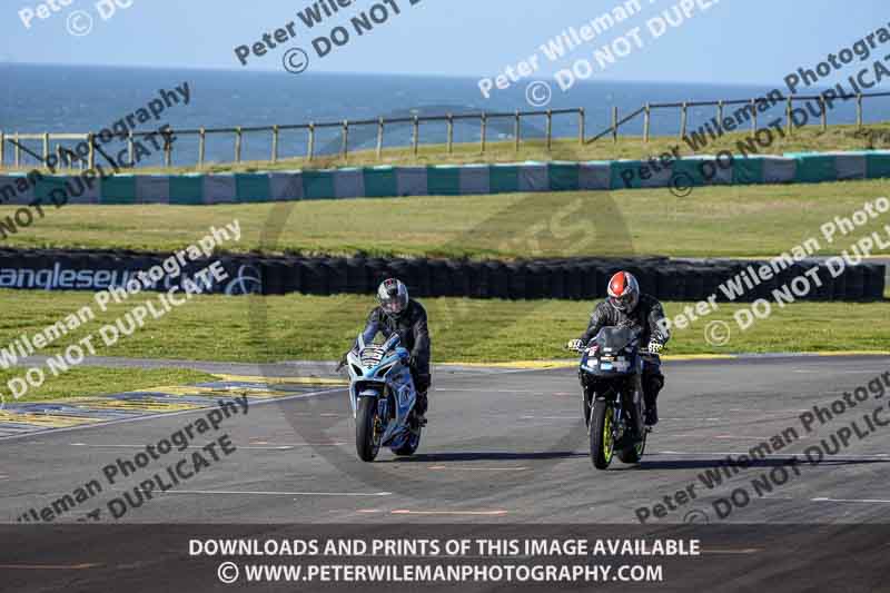 anglesey no limits trackday;anglesey photographs;anglesey trackday photographs;enduro digital images;event digital images;eventdigitalimages;no limits trackdays;peter wileman photography;racing digital images;trac mon;trackday digital images;trackday photos;ty croes